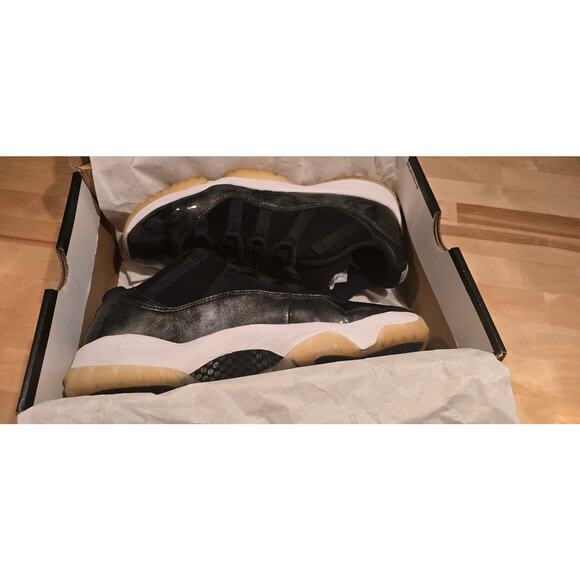Air Jordan 11 Retro Low “Barons” Size 10 528895-010 main image 6